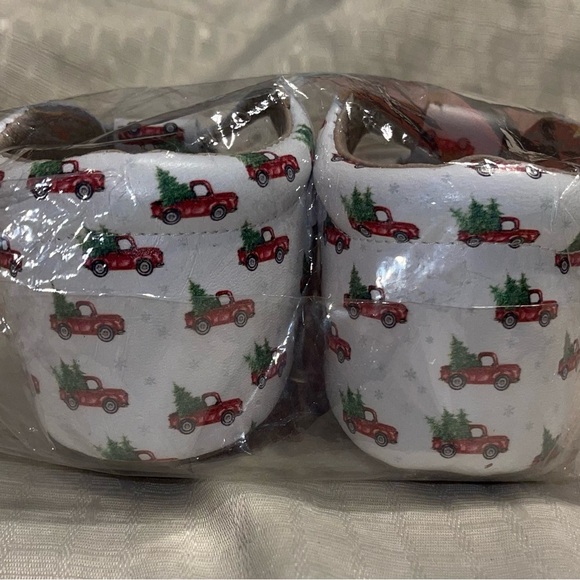 Monkey Feet Kids Moccasins - Picture 3 of 8